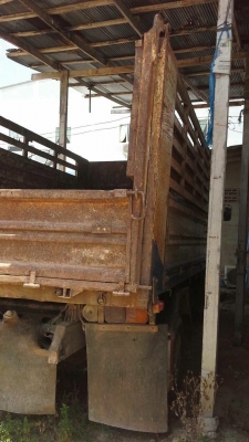 รถฮีโน่  6  ล้อดั้ม 150  แรงม้า.  ปี 50   สนใจติดต่อ 081 - 6079515