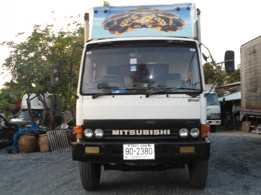 ขายรถ 6 ล้อ มิตรซูบิชิ ราคา 450.000 บาท ขายรถ 6 ล้อ มิตรซูบิชิ ราคา 450.000 บาท