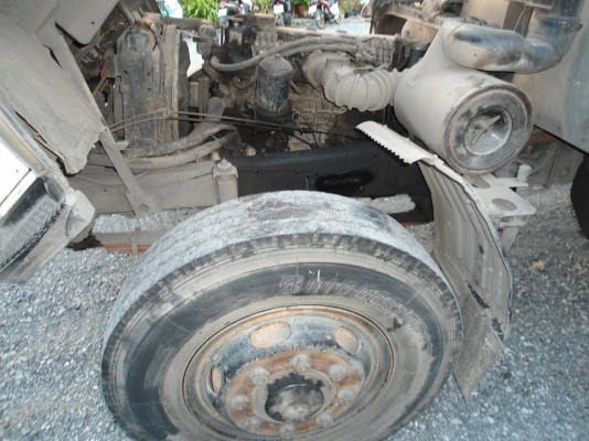 ขายรถ 6 ล้อ มิตรซูบิชิ ราคา 450.000 บาท ขายรถ 6 ล้อ มิตรซูบิชิ ราคา 450.000 บาท