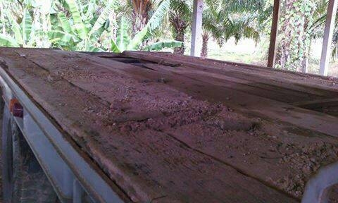 รถอีซูซุ 10 ล้อ ท้ายลาด เปลื่ยนเครื่อง  165 แรงม้า.    สนใจติ ดต่อ  081 - 6079515