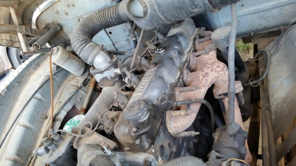 รถอีซูซุ 10 ล้อ ท้ายลาด เปลื่ยนเครื่อง  165 แรงม้า.    สนใจติ ดต่อ  081 - 6079515