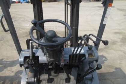 ขายโฟล์คลิฟท์ ยี่ห้อ TOYATA รุ่น 6FG-15 งาไสลด์ สวย พร้อมใช้งาน