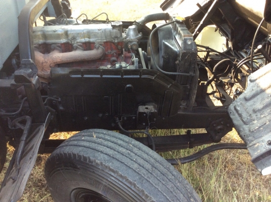 HINO 6ล้อ KM779 ยาว 5.4 ม. เครื่อง 117 แรง เครื่องดี ครัทซีสวย หัวเดิม ขาย 400,000 บาท (ติดต่อ ศุภากร 0814252943)