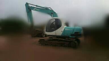 ขายแบ็คโฮ รถขุดkobelco 120-5 V มาร์คไฟว์ ตัวเดินใหญ่ ไฟฟ้าเต็ม แอร์เย็น ช่วงล่างเต็ม เอวแน่น สภาพพร้อมลุยงาน เอกสาร อินวอยซ์