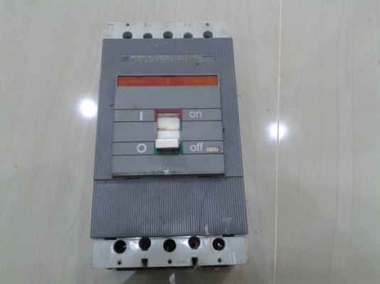 เบรกเกอร์ MARKARI MM3-400 380V เบรกเกอร์ MARKARI MM3-400 380V