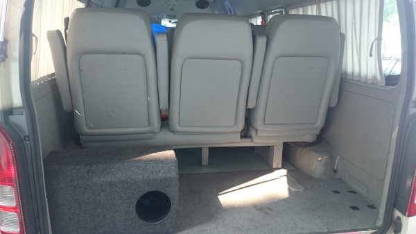 ขายดาว รถตู้commuter D4D. 2500CC ปี2008 ขายดาว รถตู้commuter D4D. 2500CC ปี2008