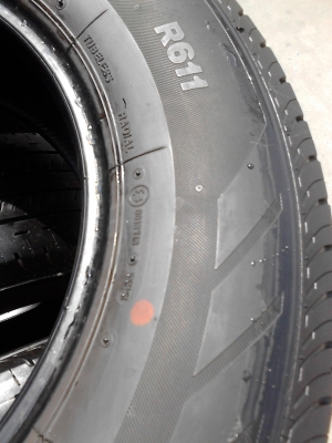 215/70R16 BRIDGESTONE DURAVIS R611 สวย ดอกยางหนา คม ปี 2012 ชุด 4 เส้น TEL.081-427-3941 215/70R16 BRIDGESTONE DURAVIS R611 สวย ดอกยางหนา คม ปี 2012 ชุด 4 เส้น TEL.081-427-3941