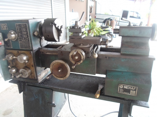 แท่นกลึง 3 ฟุต เกียร์บล็อก สภาพสวย ๆ ด่วน !!!! 38,000