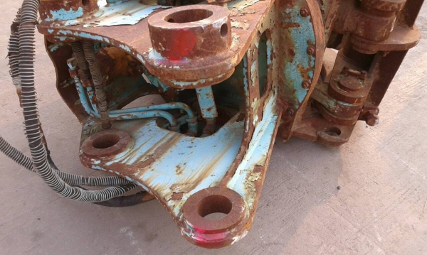 ขาย - Clamp ตัวหนีบไม้ คีบไม้ แบบหมุนได้ ใส่รถขุด แบคโฮ pc120-200ได้หลายรุ่น