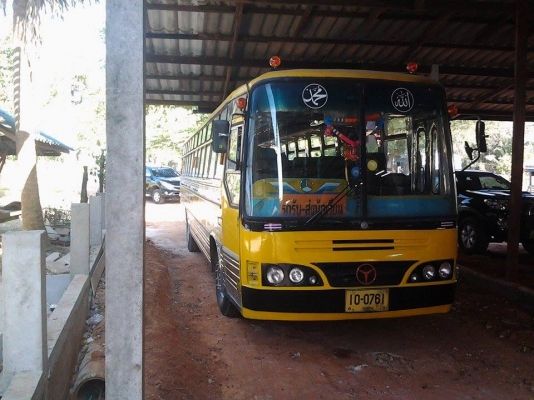 ขายรถบัสรับส่งนักเรียน