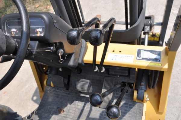 ขายFORKLIFT MITSUBISHI FG15 (1.5ตัน)สวยเดิมจากญี่ปุ่น ยังไม่เคยใช้ในไทย 129,000เท่านั้น!!