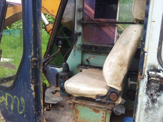 ขายแบคโฮ PC100-1 ราคา 280,000