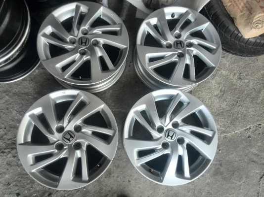 ล้อ JAZZ GK 15" 4รู100 ชุดละ 5,500 บาท