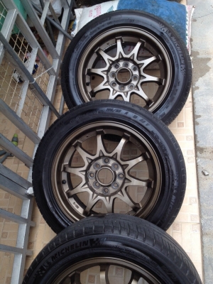 ขายแม็ก15"พร้อมยางถูกๆ