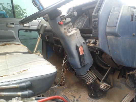 ขายดั้มISUZU NPR 110แรง Fหน้า-หลัง กระบะดั้มต่อใหม่สวยมากไม่ผุ ยางดี6เส้น เครื่องดี ภายในสวย คัชซีสวย สภาพพร้อมใช้งาน เอกสารพร้อมโอน สนใจโทร 090-8588220คุณนะ 093-3258446คุณบิวตี้ ID:narong498 หรือ www.truck.in.th/498 หรือfb:ณรงค์ ซื้อขายรถมือสอง(เว็บไซต์ส