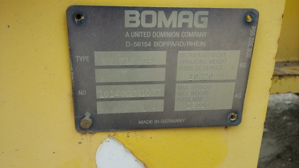 ขายรถบด BOMAG BW212D-2 สภาพสวยพร้อมใช้งาน นำเข้าจากต่างประเทศ ติด่อ อำพล 090-9694506, 080-3031241
