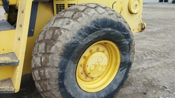 ขายรถบด BOMAG BW212D-2 สภาพสวยพร้อมใช้งาน นำเข้าจากต่างประเทศ ติด่อ อำพล 090-9694506, 080-3031241