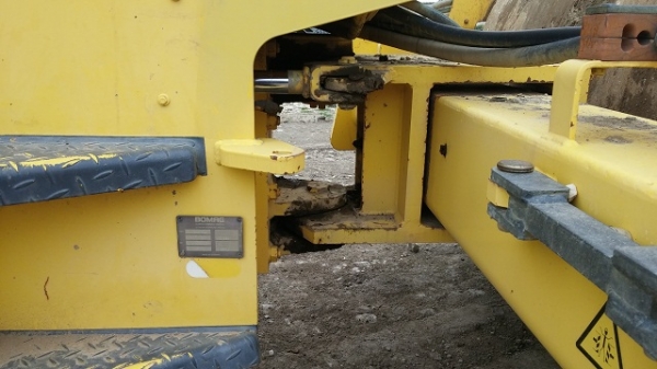 ขายรถบด BOMAG BW212D-2 สภาพสวยพร้อมใช้งาน นำเข้าจากต่างประเทศ ติด่อ อำพล 090-9694506, 080-3031241