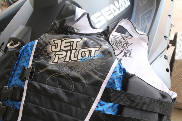 ขาย seadoo spark ป้ายแดงศูนย์กิโลศูนย์ชั่วโมง