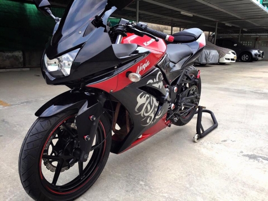 NINJA 250 ปี2010สภาพนางฟ้าแต่งเต็มๆราคาเพียง 79500 ลาย ลิมิเต็ด แท้ สีเดิมทั้งคัน ท่อเทมิแท้