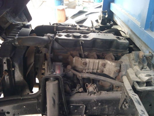 ขาย 6 ล้อ อิซูซุ NKR เครื่อง 115 แรง