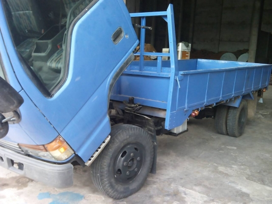 ขาย 6 ล้อ อิซูซุ NKR เครื่อง 115 แรง