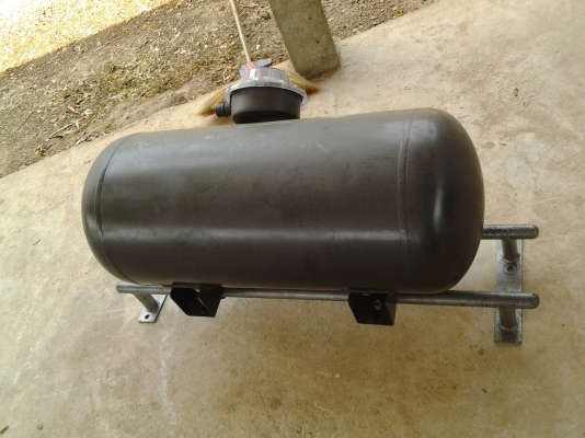 VERSUZ แก้สหัวฉีดพร้อมถัง สหมิตร อุปกรณ์ครบชุดครับ พร้อมใช้เลย ไปติดอู่มา28,000 นะครับ