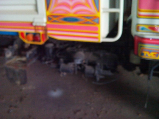 ขาย 6 ล้อดั้ม HINO  เครื่อง HO7D  195 แรง