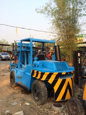 ขายรถยกโฟร์คลิฟท์10 ตัน เสาเข้าตู้ 4.5 เมตร