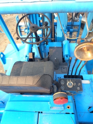 ขายรถยกโฟร์คลิฟท์10 ตัน เสาเข้าตู้ 4.5 เมตร