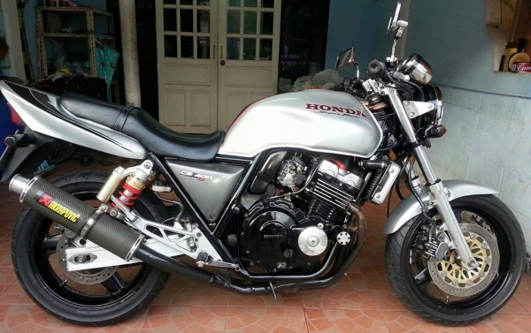 ขาย cb 400 ปี 1995 เวอร์ชั่น อาร์ ทะเบียนแท้ โอนขนส่ง สภาพจบพร้อมออกทริป ขาย cb 400 ปี 1995 เวอร์ชั่น อาร์ ทะเบียนแท้ โอนขนส่ง สภาพจบพร้อมออกทริป
