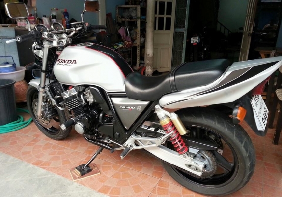ขาย cb 400 ปี 1995 เวอร์ชั่น อาร์ ทะเบียนแท้ โอนขนส่ง สภาพจบพร้อมออกทริป ขาย cb 400 ปี 1995 เวอร์ชั่น อาร์ ทะเบียนแท้ โอนขนส่ง สภาพจบพร้อมออกทริป