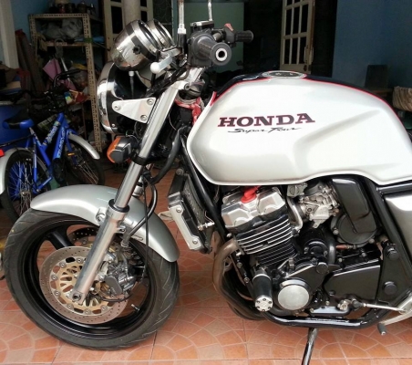 ขาย cb 400 ปี 1995 เวอร์ชั่น อาร์ ทะเบียนแท้ โอนขนส่ง สภาพจบพร้อมออกทริป ขาย cb 400 ปี 1995 เวอร์ชั่น อาร์ ทะเบียนแท้ โอนขนส่ง สภาพจบพร้อมออกทริป