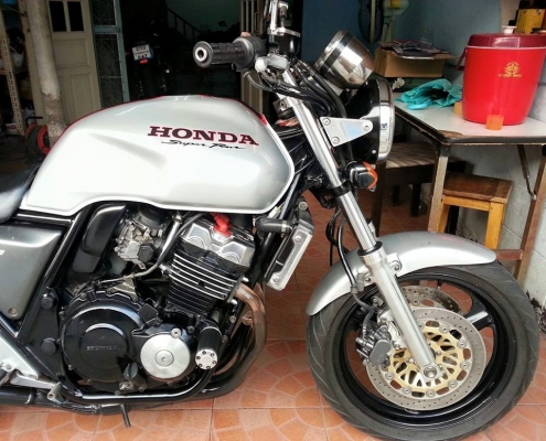 ขาย cb 400 ปี 1995 เวอร์ชั่น อาร์ ทะเบียนแท้ โอนขนส่ง สภาพจบพร้อมออกทริป ขาย cb 400 ปี 1995 เวอร์ชั่น อาร์ ทะเบียนแท้ โอนขนส่ง สภาพจบพร้อมออกทริป