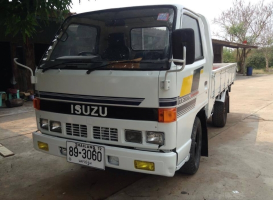 ขายรถอีซูซูnkr4ล้อรถบ้านรถห้างยกหัวใด้ เกียรสั้นเพาเวอร์