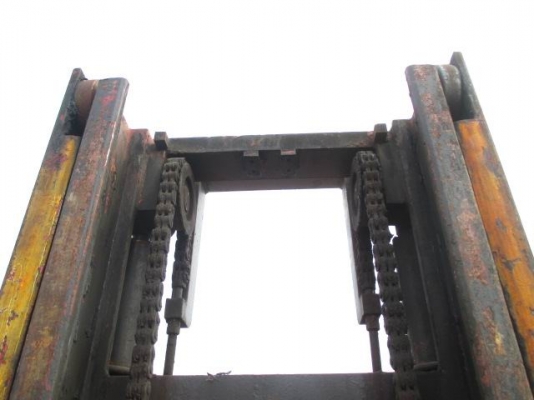 รถยกดีเซล ขนาด 4 ตัน ยางตัน เครื่อง-Nissan-TD42, 6 สูบ รถยกดีเซล ขนาด 4 ตัน ยางตัน เครื่อง-Nissan-TD42, 6 สูบ