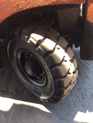 ขาย โฟล์คลิฟต์ Toyota เครื่องเบนซิน ยก 1.5ตัน พร้อมใช้