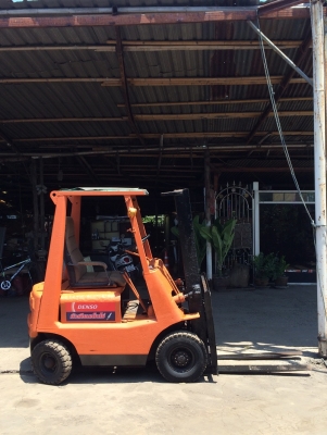 ขาย โฟล์คลิฟต์ Toyota เครื่องเบนซิน ยก 1.5ตัน พร้อมใช้