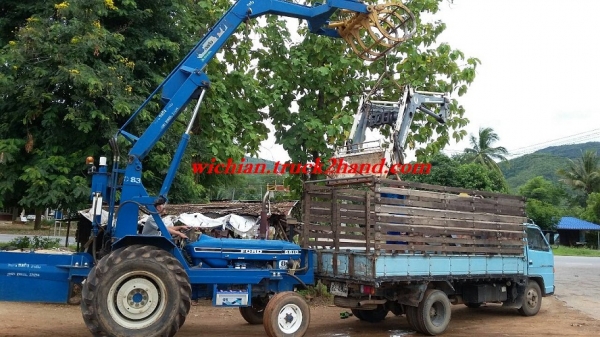 ขายแล้วขอบคุณโก้มิตร-เจ๊ตามากครับ ชุดตักหน้ารถไถฟอร์ด FAUCHEUX F2 ตรงรุ่น40NH แต่เอาไปใส่คูโบต้าM6040ครับ