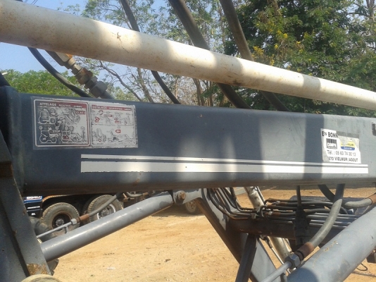 ขายแล้วขอบคุณโก้มิตร-เจ๊ตามากครับ ชุดตักหน้ารถไถฟอร์ด FAUCHEUX F2 ตรงรุ่น40NH แต่เอาไปใส่คูโบต้าM6040ครับ