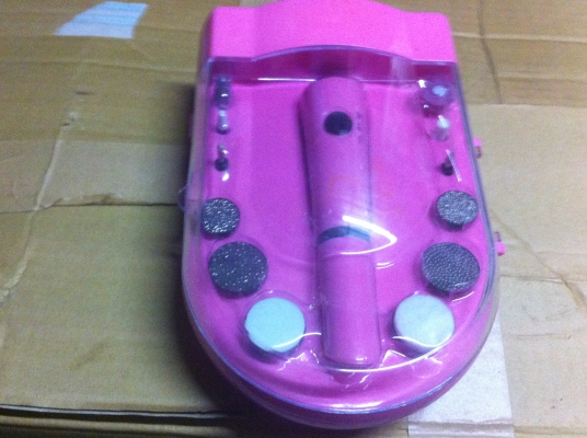 ขุดเครื่องมือแต่งเล็บไร้สายพร้อมหัวเปลี่ยนแบบต่างๆ ใข้ถ่านก้อนเล็กแค่สองก้อน