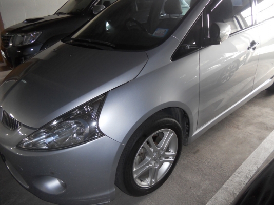 ขายรถมิตซู space wagonปี 2010  วิ่งน้อย เช็คศูนย์ตลอด ราคา 600,000 ต่อรองได้