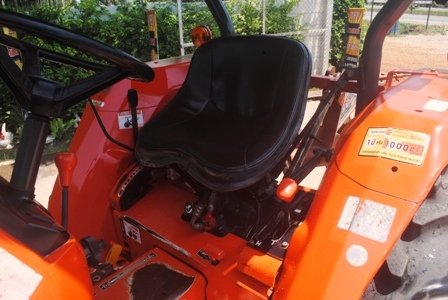 ขายรถไถ Kubota L 3408 (4WD) พร้อมมีดดันหน้า และผานพรวน สีเดิม รถพร้อมใช้งานครับ ขายรถไถ Kubota L 3408 (4WD) พร้อมมีดดันหน้า และผานพรวน สีเดิม รถพร้อมใช้งานครับ