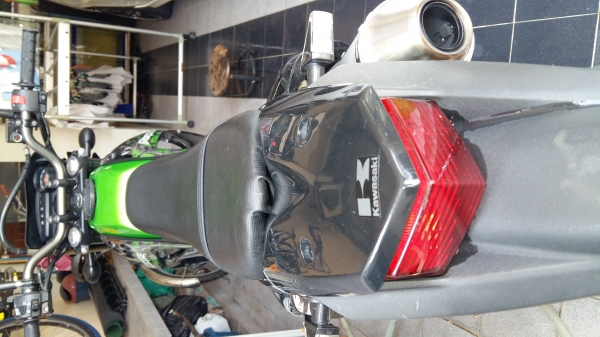 รถมอเตอร์ไซด์Kawasaki D-Tracker150cc.year 2012