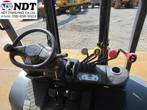 TCM FD35T3S-2Y******-YR2011-7350HOURS ดีเซล 3.5T เสา5M 6ล้อ สภาพสวยมากครับ