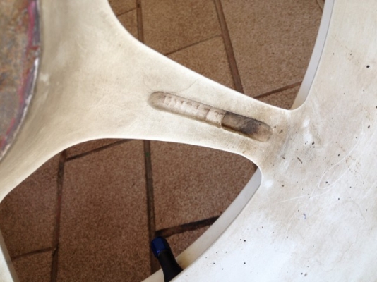 ล้อแท้ P1 ขอบ 17 หน้า7หลัง8อ๊อฟ32กับ35 5รู114 สีเดิมๆญี่ปุ่นสภาพสวย