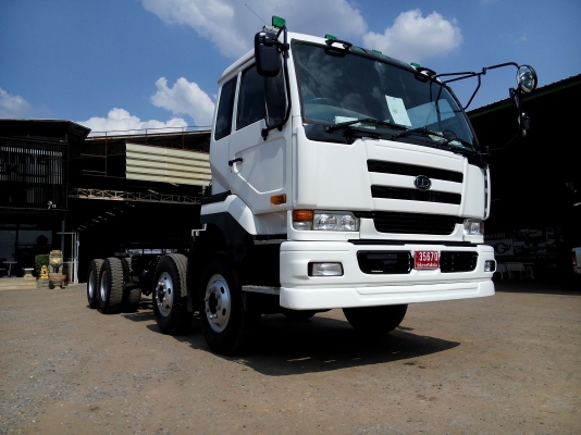 สั่งได้ค่ะ สวยๆเลยค่ะ 12 ล้อ NISSAN UD เครื่อง MD92 330 แรงม้า ช่วงกระบะ ยาว 7.80 เมตร ยางใหม่ คัชซี CW พร้อมทะเบียน นะคะ