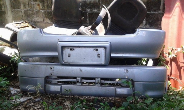 ขายกันหน้าหลังสปอร์ตไรเดอร์ตามภาพ