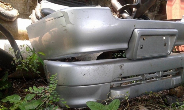 ขายกันหน้าหลังสปอร์ตไรเดอร์ตามภาพ