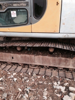 ขายด่วน komatsu pc200 6 ราคา 760,000บาท